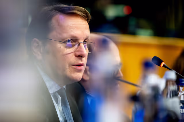 Foto 8: SANT - Structured dialogue with Olivér Várhelyi, Commissioner for Health and Animal Welfare