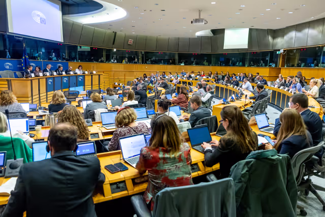 Foto 5: SANT - Structured dialogue with Olivér Várhelyi, Commissioner for Health and Animal Welfare