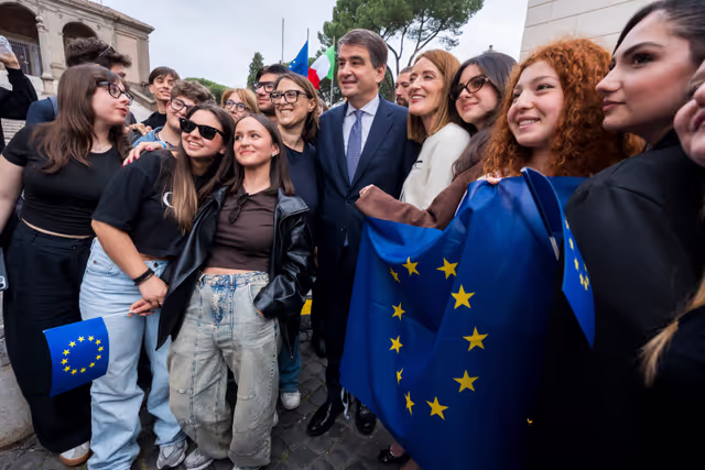 Fotografie 3: Official visit by Roberta METSOLA, EP President, to Florence and Roma (Italy) - ‘Luci d’Europa’ on the occasion of Europe Day