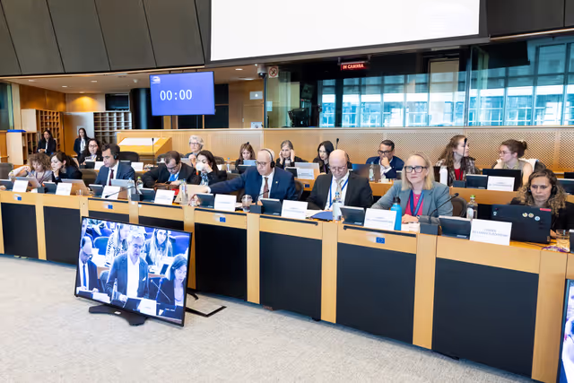 Foto 3: SANT - Trilogue on for the Critical Medicines Act