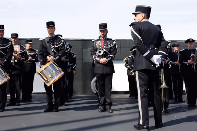Fotografi 30: Open Day 2026 in Strasbourg- Official opening ceremony, marked by the lifting of European colors by the Eurocorps