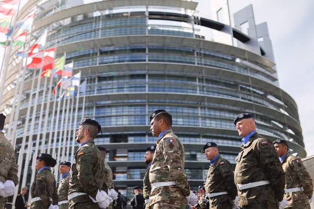 Fotografi 27: Open Day 2026 in Strasbourg- Official opening ceremony, marked by the lifting of European colors by the Eurocorps