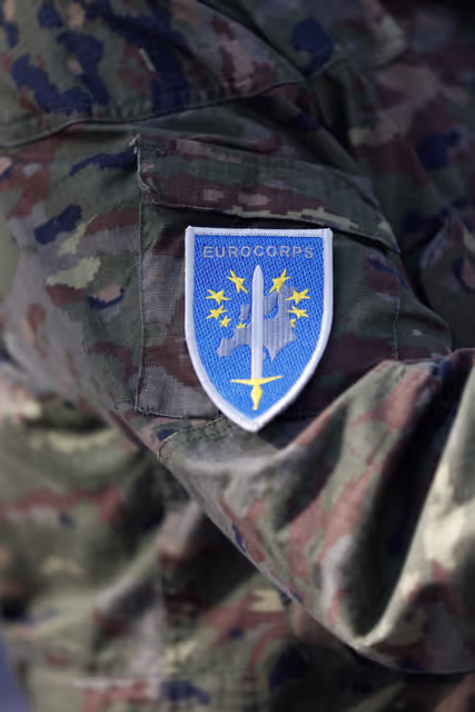 Fotografi 33: Open Day 2026 in Strasbourg- Official opening ceremony, marked by the lifting of European colors by the Eurocorps
