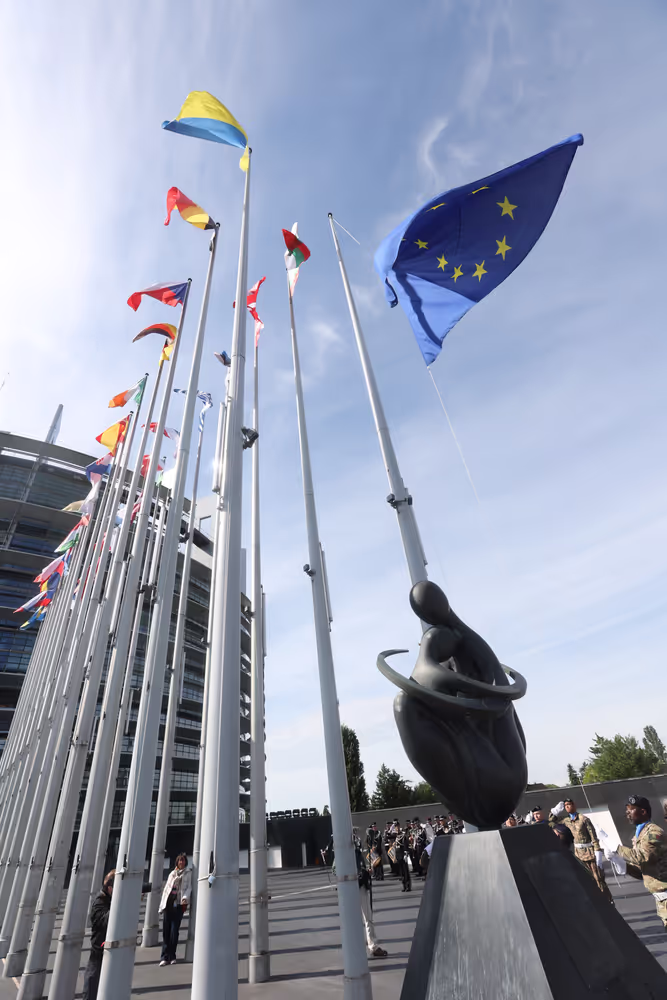 Open Day 2026 in Strasbourg- Official opening ceremony, marked by the lifting of European colors by the Eurocorps