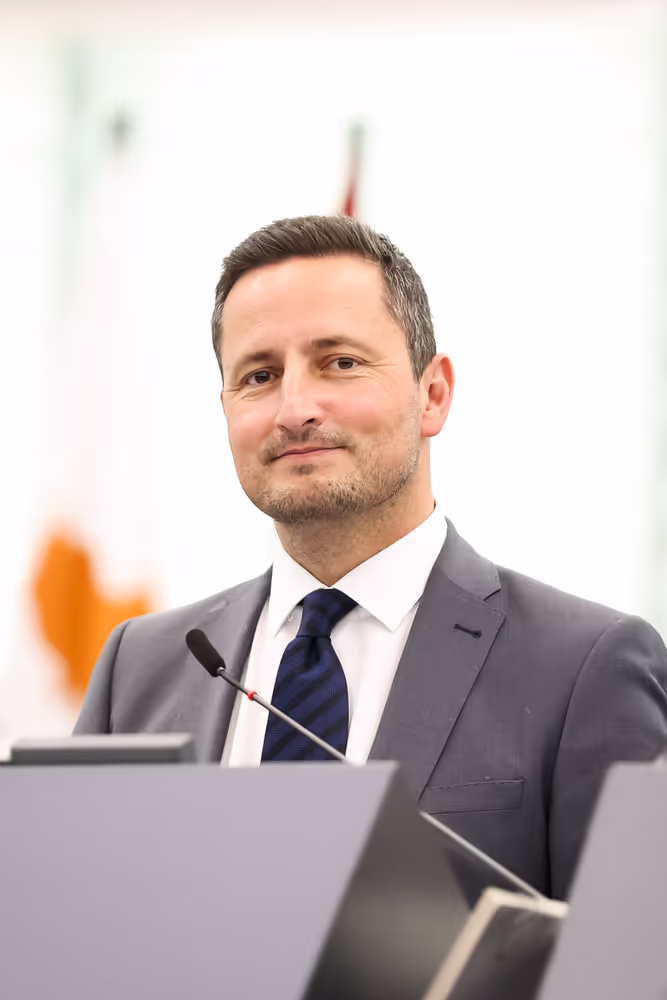 EP Plenary Session - European solidarity: key to securing medicine access in a shifting geopolitical era