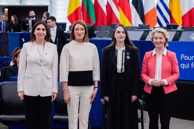 Photo 47: EP Plenary Session - European Order of Merit – Conferral ceremony