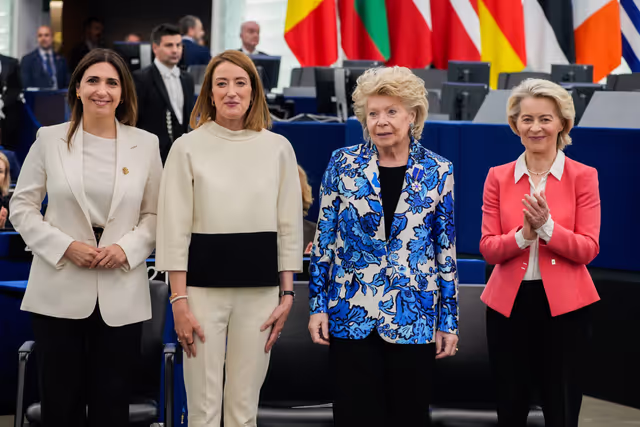 Photo 26: EP Plenary Session - European Order of Merit – Conferral ceremony