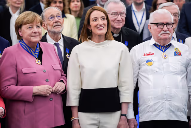 Photo 8: EP Plenary Session - European Order of Merit – Conferral ceremony