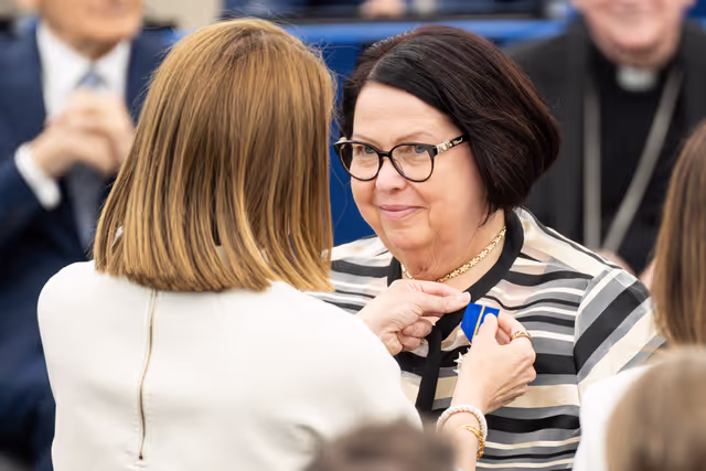 Photo 12: EP Plenary Session - European Order of Merit – Conferral ceremony