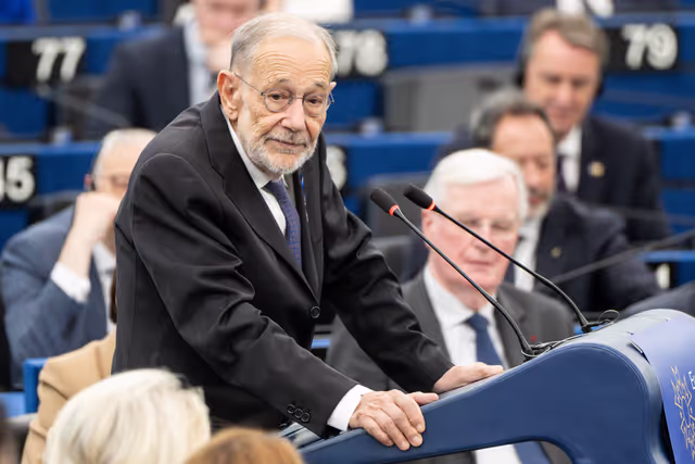 Photo 7: EP Plenary Session - European Order of Merit – Conferral ceremony