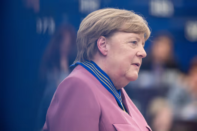 Photo 24: EP Plenary Session - European Order of Merit – Conferral ceremony
