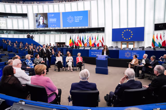 Photo 46: EP Plenary Session - European Order of Merit – Conferral ceremony