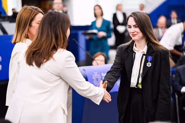 Photo 1: EP Plenary Session - European Order of Merit – Conferral ceremony