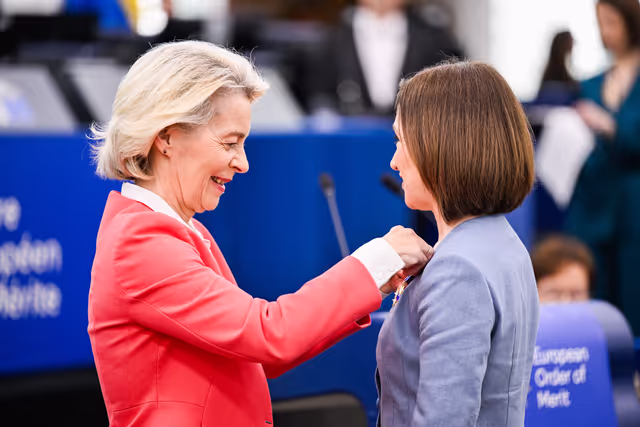 Photo 48: EP Plenary Session - European Order of Merit – Conferral ceremony