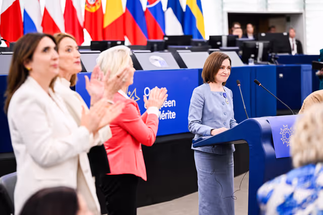 Photo 40: EP Plenary Session - European Order of Merit – Conferral ceremony