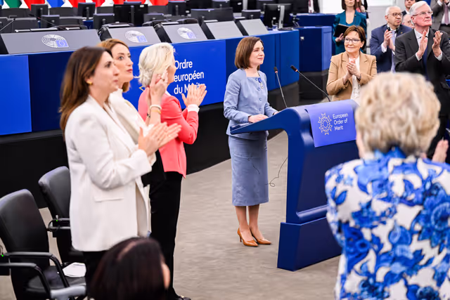 Photo 41: EP Plenary Session - European Order of Merit – Conferral ceremony