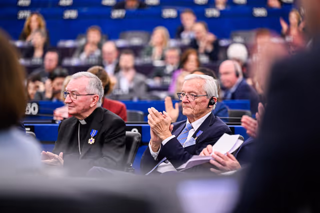 Photo 3: EP Plenary Session - European Order of Merit – Conferral ceremony