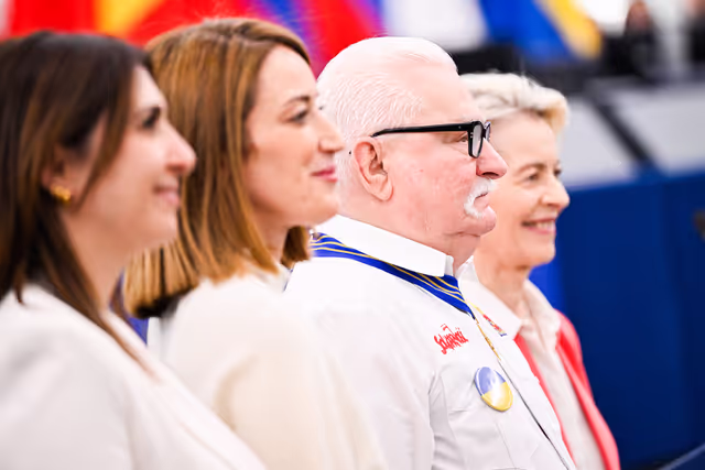 Photo 6: EP Plenary Session - European Order of Merit – Conferral ceremony