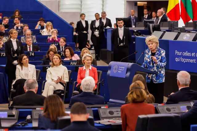 Photo 28: EP Plenary Session - European Order of Merit – Conferral ceremony