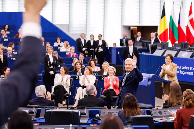 Photo 12: EP Plenary Session - European Order of Merit – Conferral ceremony