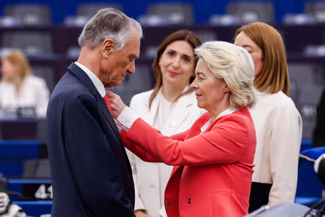 Photo 34: EP Plenary Session - European Order of Merit – Conferral ceremony