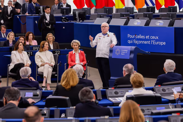 Photo 47: EP Plenary Session - European Order of Merit – Conferral ceremony
