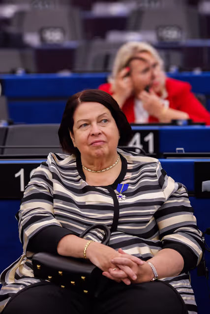 Photo 45: EP Plenary Session - European Order of Merit – Conferral ceremony
