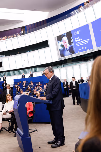 Photo 26: EP Plenary Session - European Order of Merit – Conferral ceremony