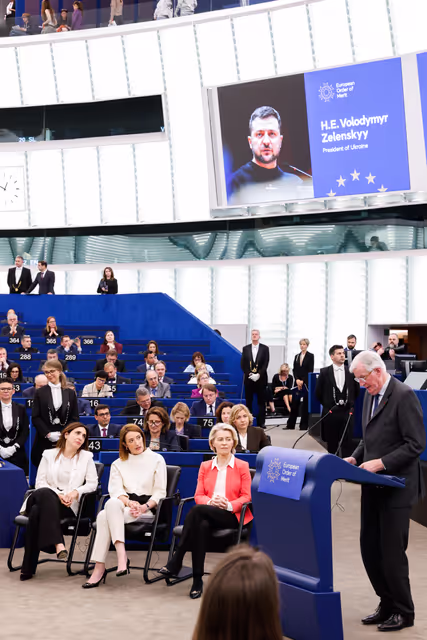 Photo 23: EP Plenary Session - European Order of Merit – Conferral ceremony
