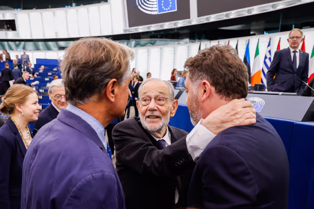 Photo 4: EP Plenary Session - European Order of Merit – Conferral ceremony