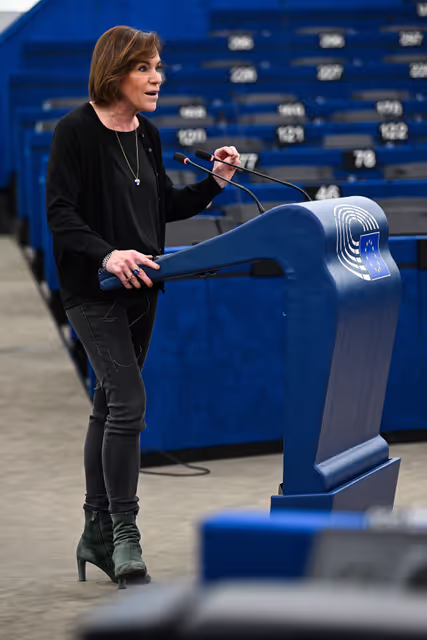 EP Plenary Session - Advancing towards a care society: addressing the gender care gap