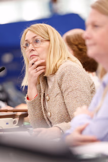 Zdjęcie 38: EP Plenary Session - Recruitment of children by organised crime