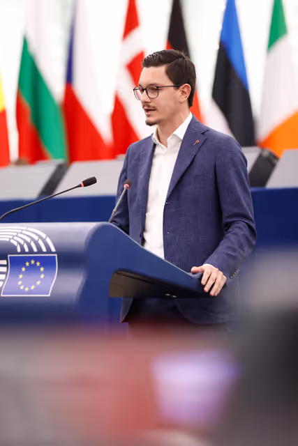 Zdjęcie 31: EP Plenary Session - Recruitment of children by organised crime