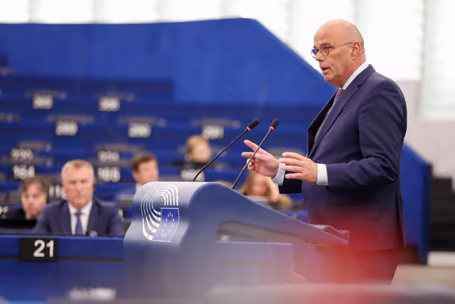 Zdjęcie 21: EP Plenary Session - Recruitment of children by organised crime