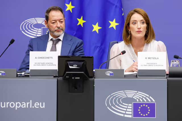 Foto 18: EP delegation to the Conciliation Committee meeting on Air passenger rights