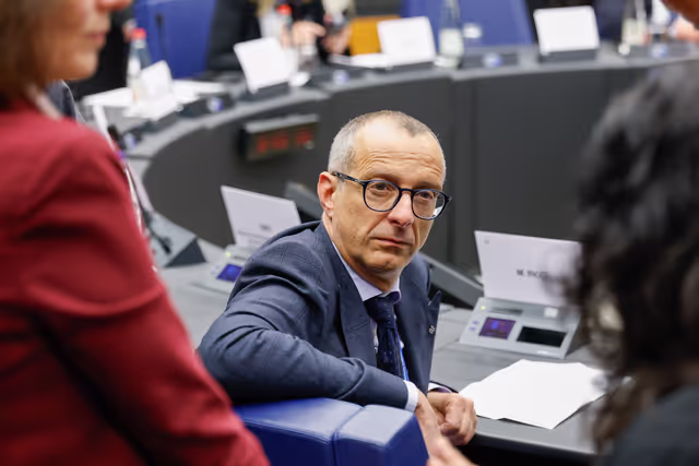 Foto 40: EP delegation to the Conciliation Committee meeting on Air passenger rights