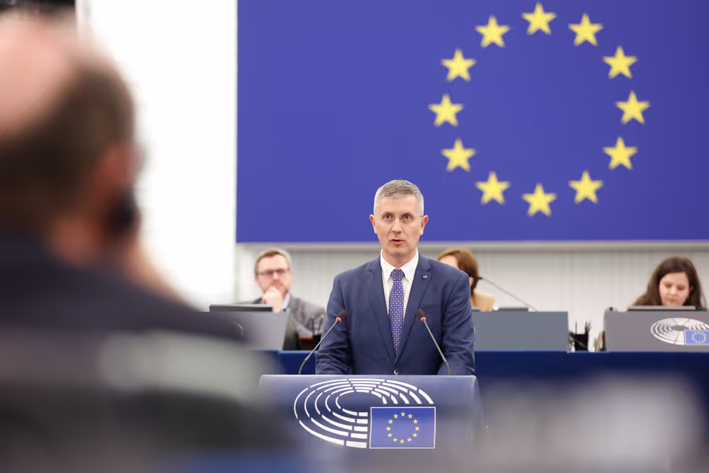 EP Plenary Session - Decision of the Azerbaijani Parliament on suspending cooperation with the European Parliament