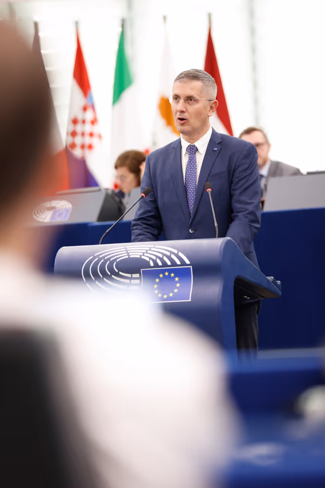 EP Plenary Session - Decision of the Azerbaijani Parliament on suspending cooperation with the European Parliament