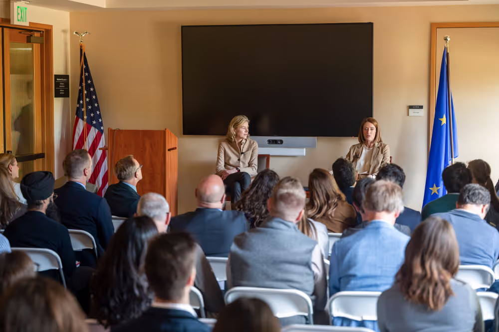 Roberta Metsola in California tra diplomazia e tecnologia