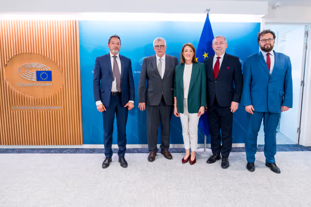 Roberta METSOLA, EP President meets with Marek SIWIEC, Secretary General of the Chancellery of the Sejm