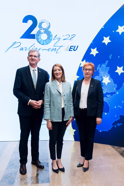 Fotografi 2: Roberta METSOLA, EP President visit to Podgorica (Montenegro) - Meeting with Andrija MANDIĆ, President of the Montenegrin Parliament and speech at the Montenegrin Parliament