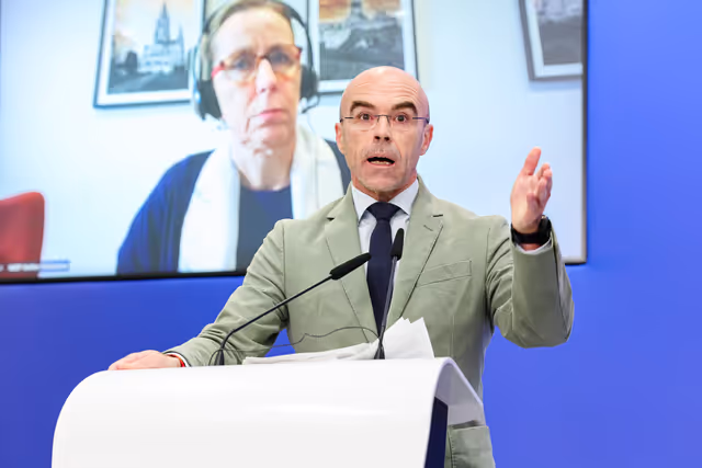 Fotografi 33: Press conference on Migration pact