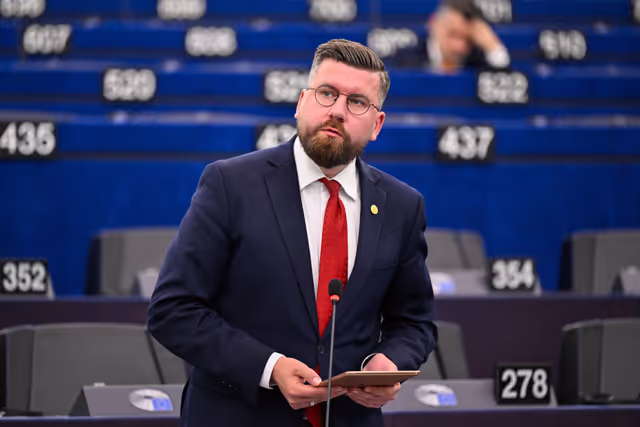 EP Plenary session -  Achieving digital sovereignty and resilience for Europe, in light of recent developments affecting access to advanced AI technologies