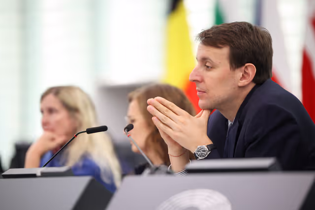 EP Plenary session - Common system for the return of third-country nationals staying illegally in the Union (Return Regulation)