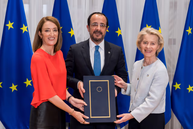 Roberta METSOLA, EP President signs the Joint Declaration Culture for Europe - Europe for Culture with Nikos CHRISTODOULIDES, President of Cyprus and  Ursula Von Der Leyen, EC President
