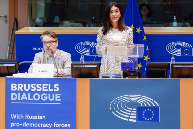 Brussels Dialogue Conference - With Russian pro-democracy forces and anti-war actors