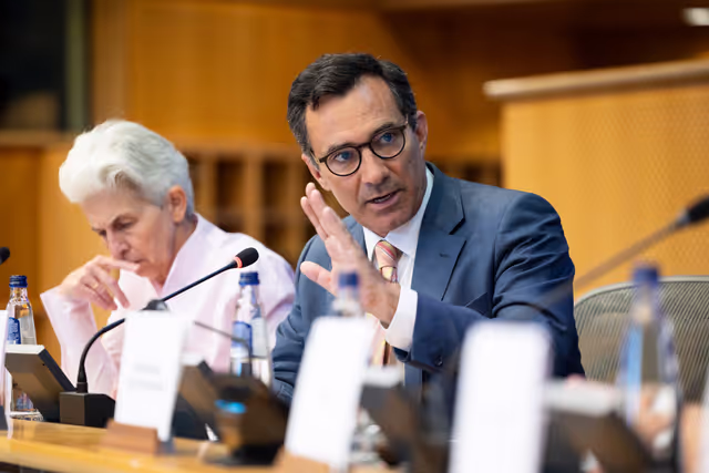 16th EU-West-Nordic Council IPM - Security aspects in the North: what role for NATO, what role for the EU?