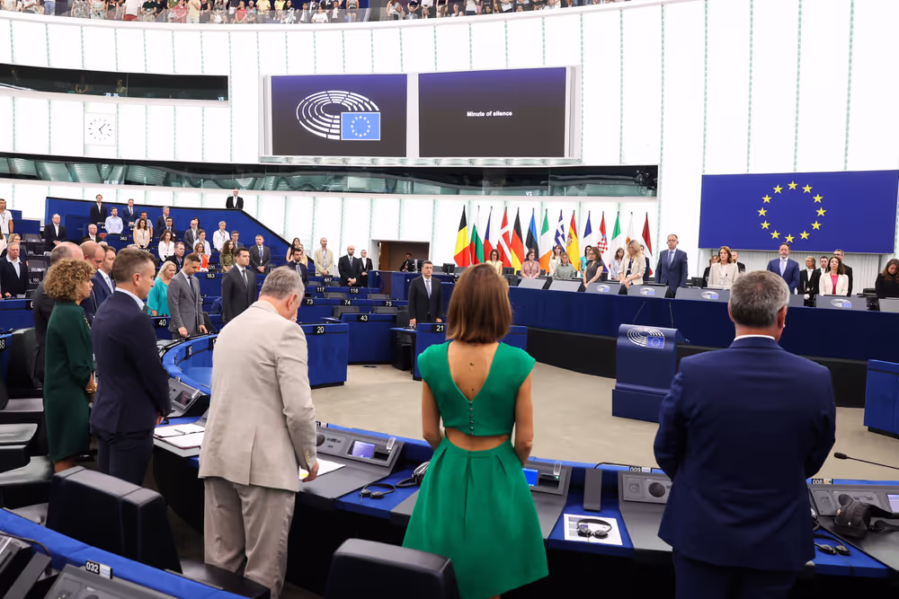 Concorrenza: il Parlamento europeo vuole regole più incisive contro i giganti del digitale