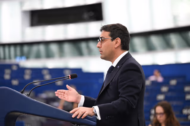 EP Plenary Session - July 2026 - Urgent measures to strengthen the competitiveness and safeguard quality jobs in the EU’s automotive sector