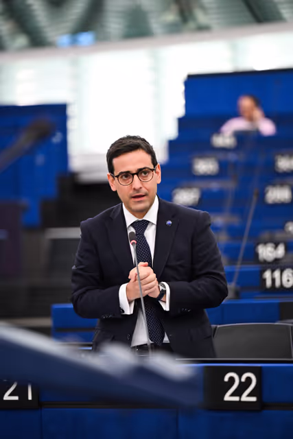 EP Plenary Session - July 2026 - Urgent measures to strengthen the competitiveness and safeguard quality jobs in the EU’s automotive sector